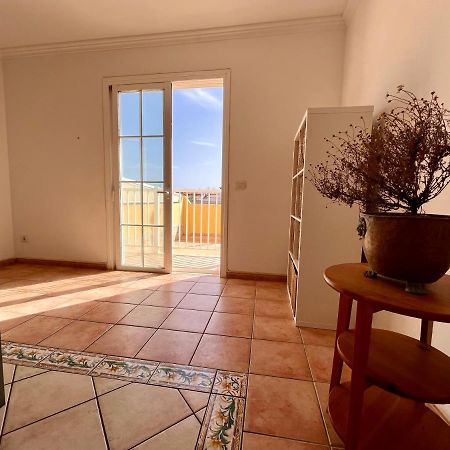 Integral 5 Coliving Bed & Breakfast El Medano  Exterior photo