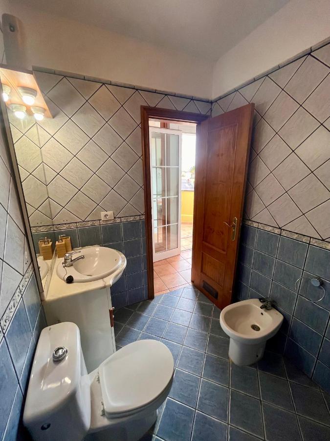 Integral 5 Coliving Bed & Breakfast El Medano  Exterior photo